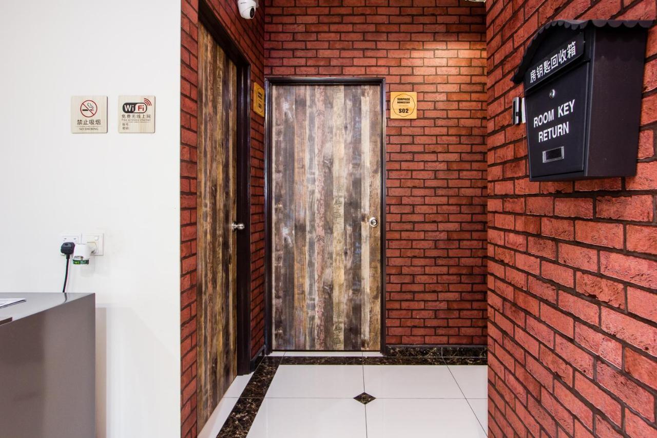 Surprised Homestay Баттерворт Экстерьер фото