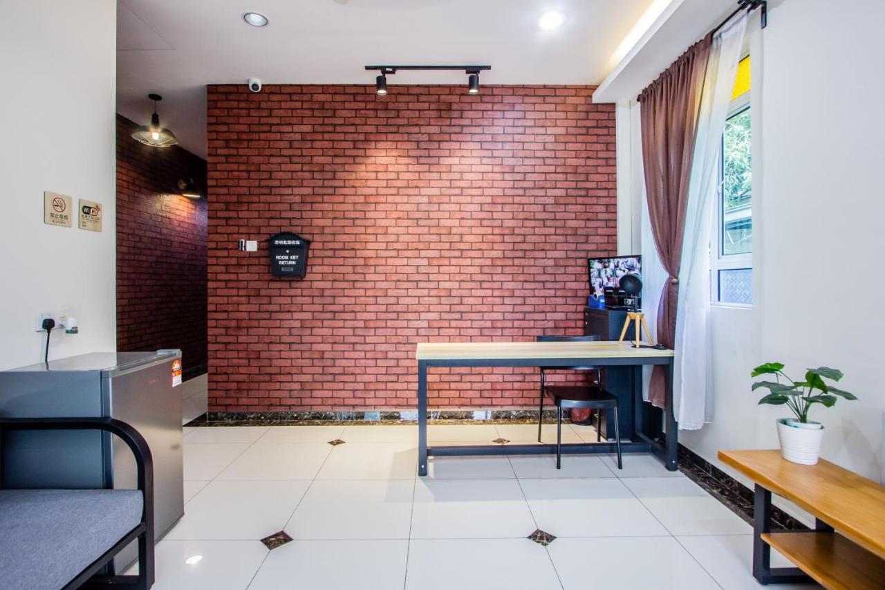 Surprised Homestay Баттерворт Экстерьер фото