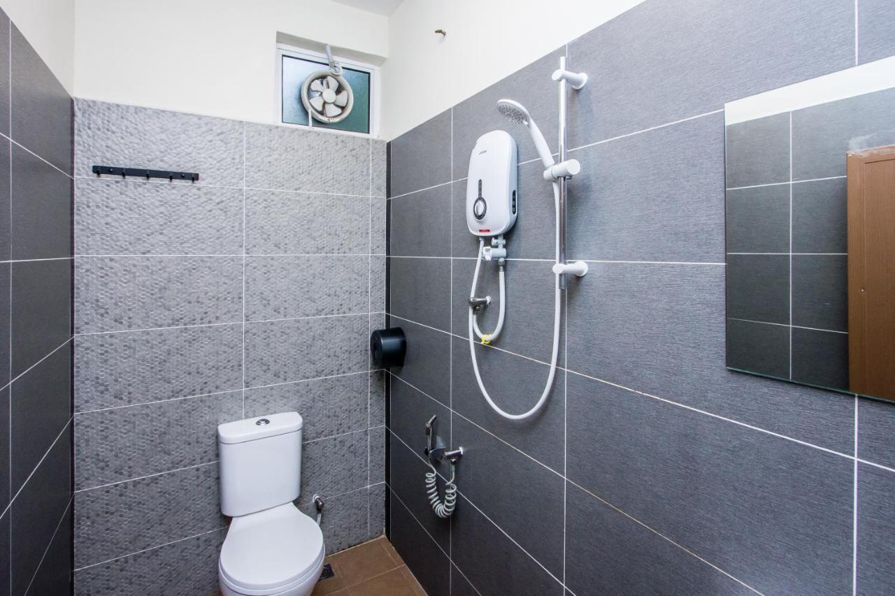 Surprised Homestay Баттерворт Экстерьер фото