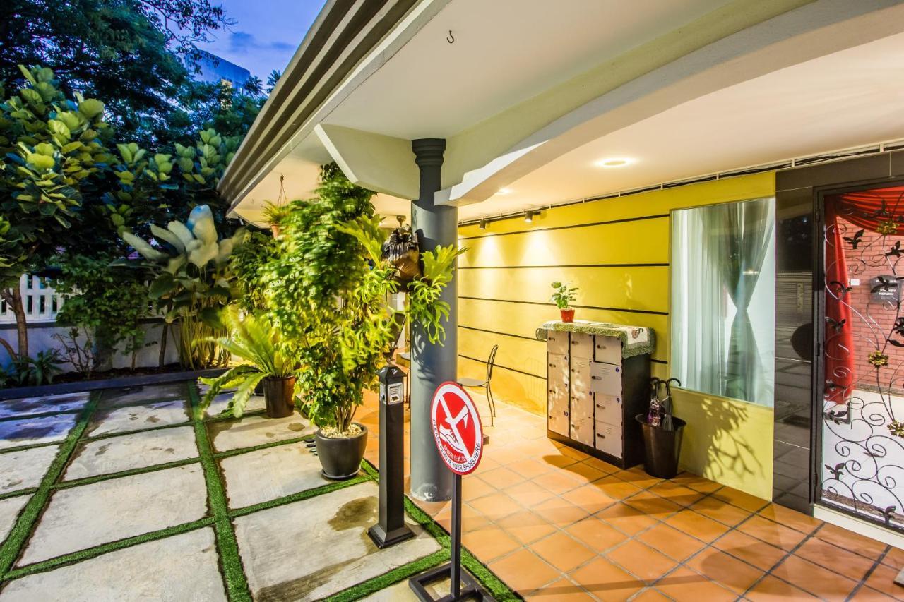 Surprised Homestay Баттерворт Экстерьер фото