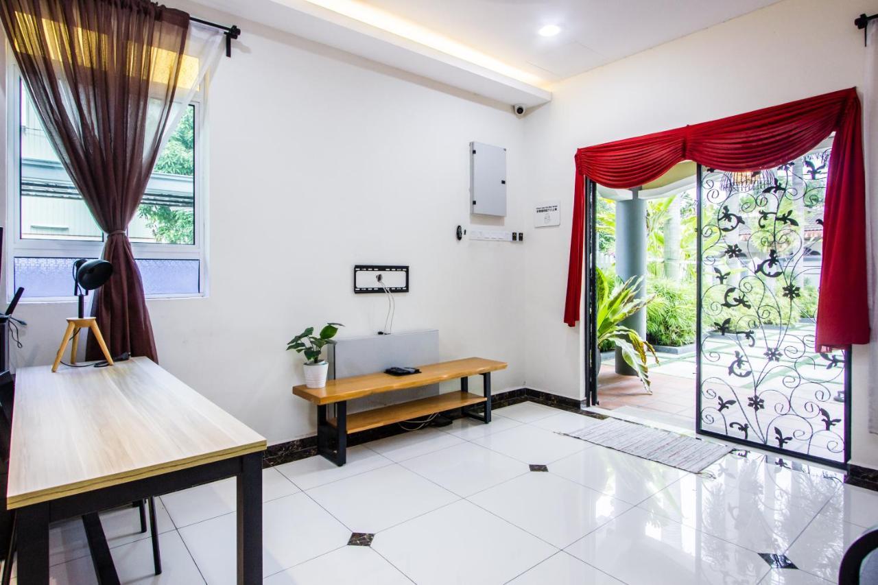 Surprised Homestay Баттерворт Экстерьер фото