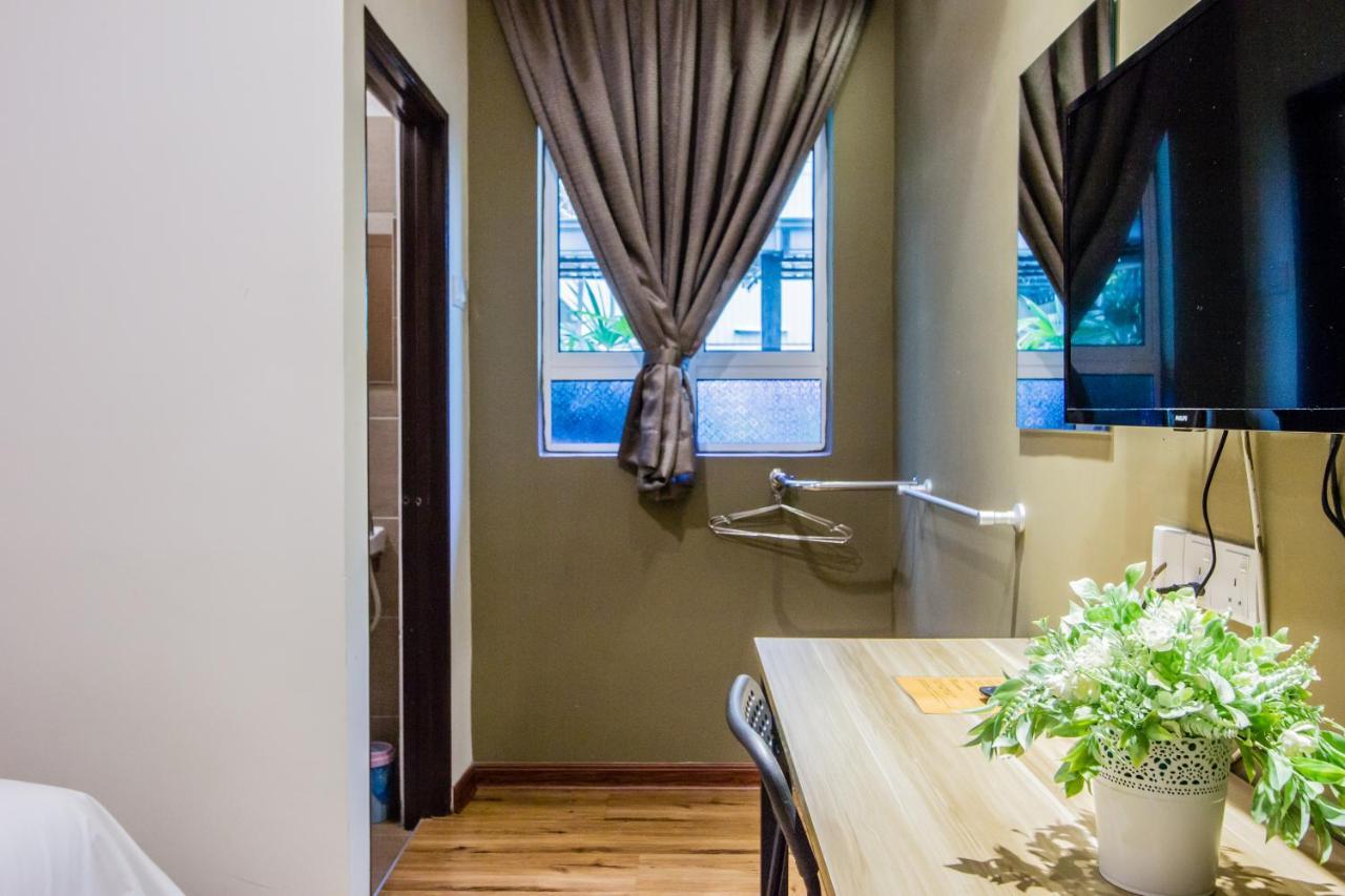 Surprised Homestay Баттерворт Экстерьер фото